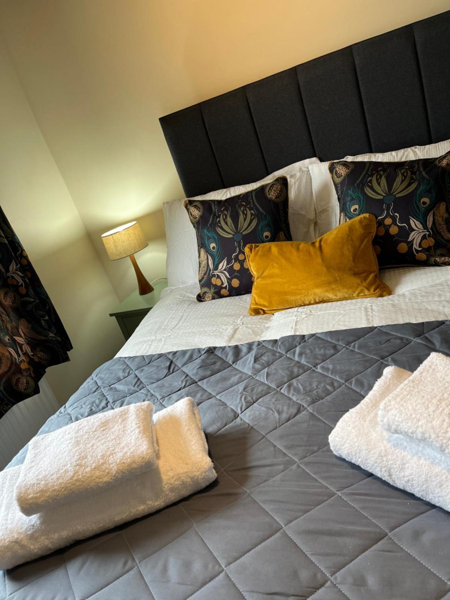 Hare And Hounds Hotell Foulridge Exteriör bild